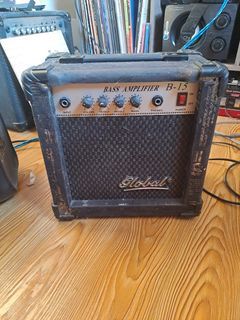 Bass Guitar Amplifier