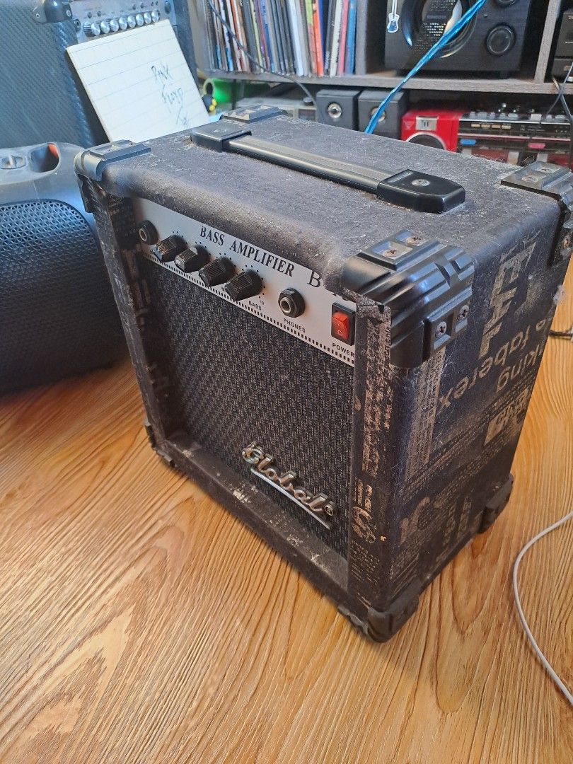 Bass Guitar Amplifier (Category: Soundbars, Speakers & Amplifiers) located in Las Pinas. Submitted by cobieshop (Listing ID 1361415652, Image 2). Description: Bass Amplier B-13 AC230V/50Hz 0.5A POWER: 15 Watts CONDITION: Used, No Issue, Maganda Tunog, Sakto sa pang praktis RFS: decluttering Will send video foe testing po. LOCATION: Imus, Cavite Note: Free delivery po sa sure buyer if sa Imus or Bacoor otherwise Buyer expense sa Shipping Fee.Pwede
