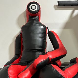 (Category: ) located in . Submitted by ChopTheBot (Listing ID 1361472955, Image 1). Description: .