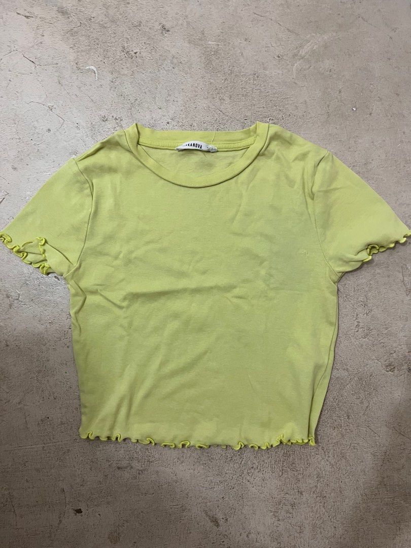 Bundle 2 Tops (Category: Others Tops) located in Bulacan. Submitted by handlewithcaution (Listing ID 1361365022, Image 2). Description: Well used pero may konting sulsi yung mint green. Stripe pink goods pa small size both Bawal sa maselan. RFS: Decluttering .