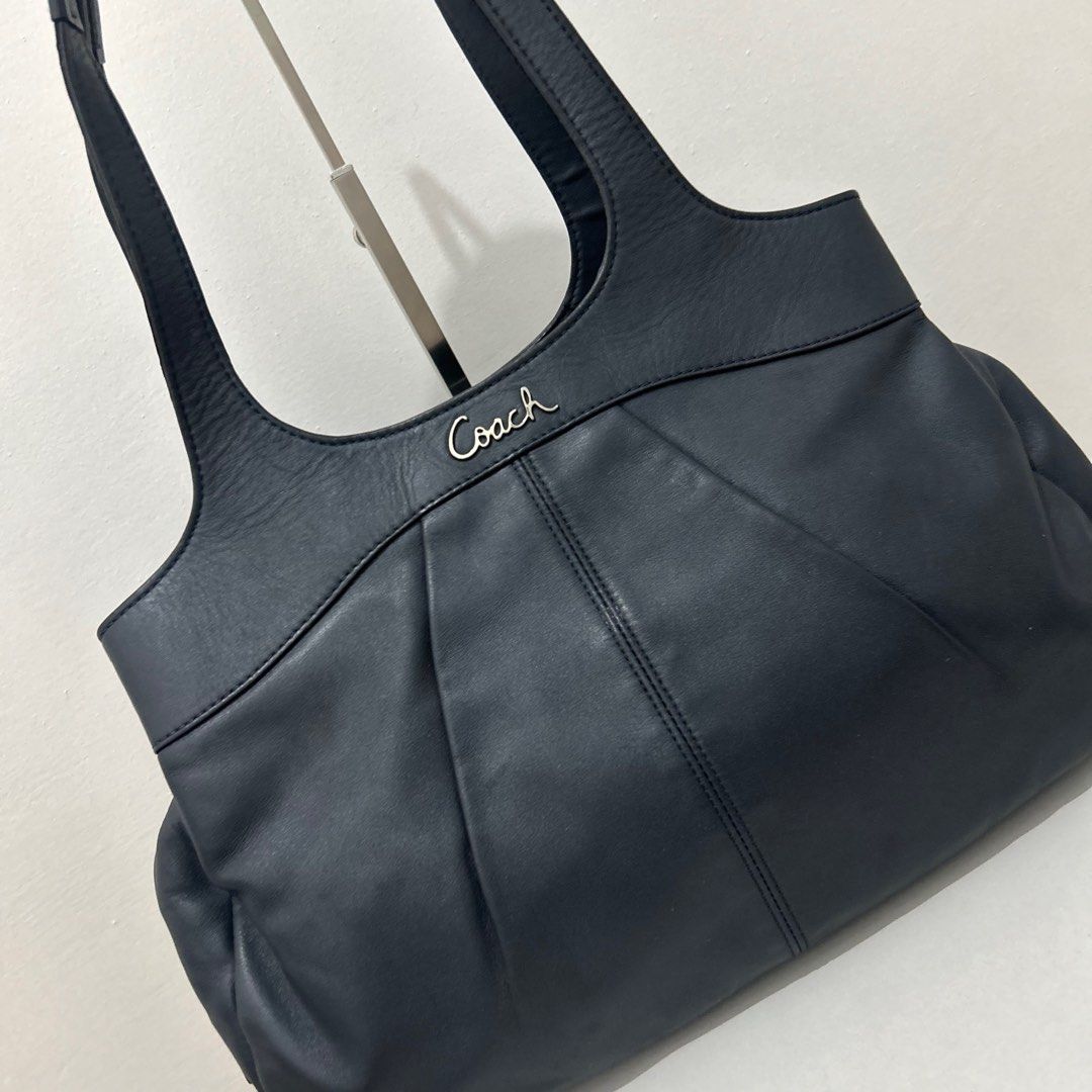 Coach Lexi Satchel (Category: Luxury Bags & Wallets) located in Quezon City. Submitted by luxurybyluci (Listing ID 1361488122, Image 2). Description: Coach Lexi Satchel Good Condition Soft Leather Authentic.