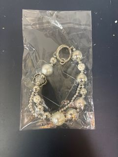 (Category: ) located in . Submitted by lovesorganic (Listing ID 1359141735, Image 1). Description: .