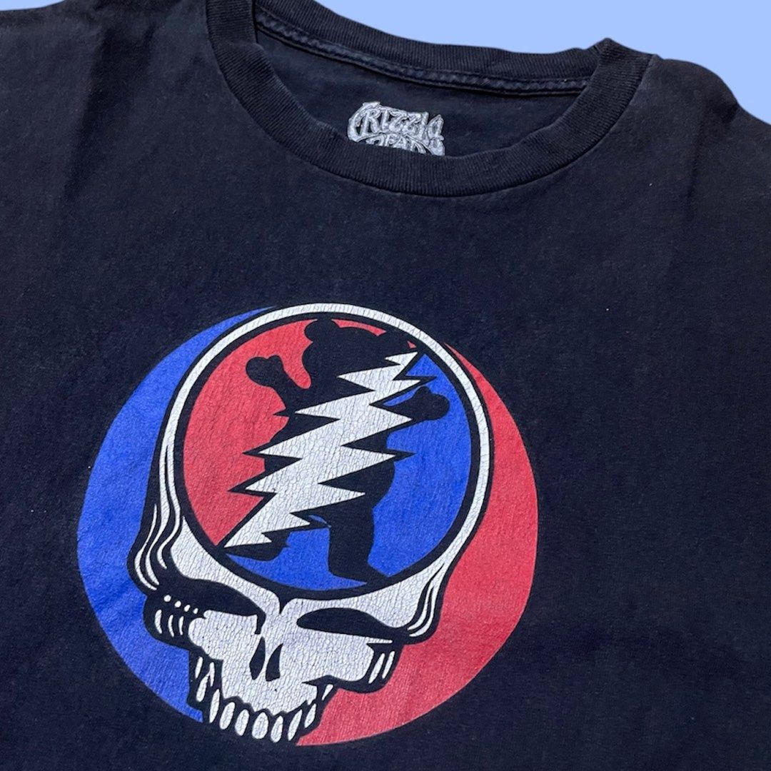GRIZZLY X GRATEFUL DEAD SHIRT (Category: Tshirts & Polo Shirts ) located in Manila. Submitted by COMFYTS (Listing ID 1361357713, Image 3). Description: GRIZZLY X GRATEFUL DEAD SHIRT MEDIUM ON TAG 400 + sf PM FOR MORE INFO.