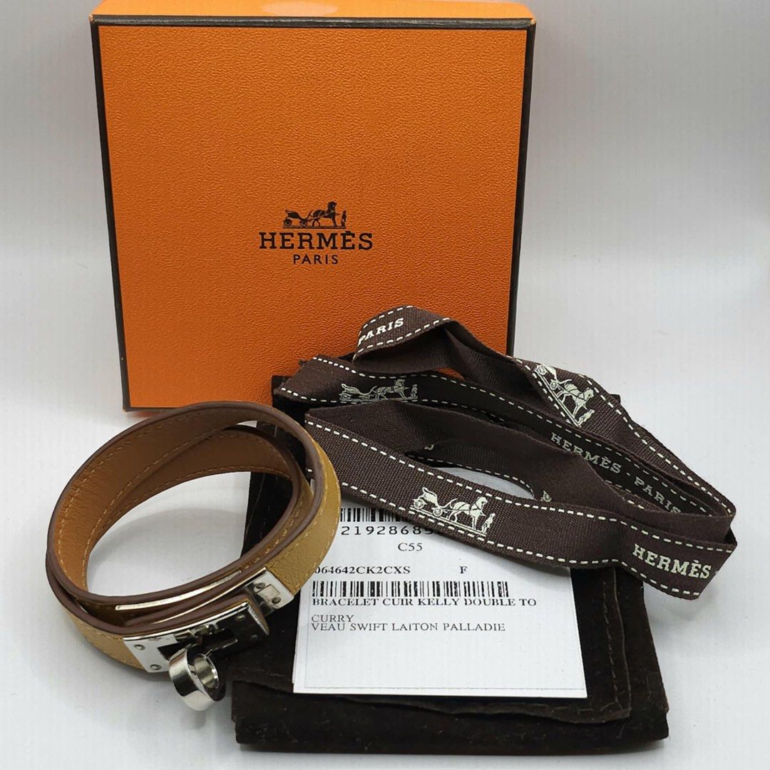 Hermes Mini Kelly Double Bracelet (Category: Luxury Accessories) located in Manila. Submitted by mahaechn (Listing ID 1361482013, Image 2). Description: Hermès Mini Kelly Double Bracelet ✨💼 Price: ₱12,000 ✅ Almost new, in good condition 📦 Comes with box and dust bag 👜 100% authentic A chic and timeless piece, featuring the iconic Kelly buckle. Crafted from premium leather, perfect for elevating any outfit. Minimal signs of wear. 💖 🚚 Delivery