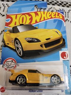 (Category: ) located in . Submitted by diecast_seller (Listing ID 1361376995, Image 1). Description: .