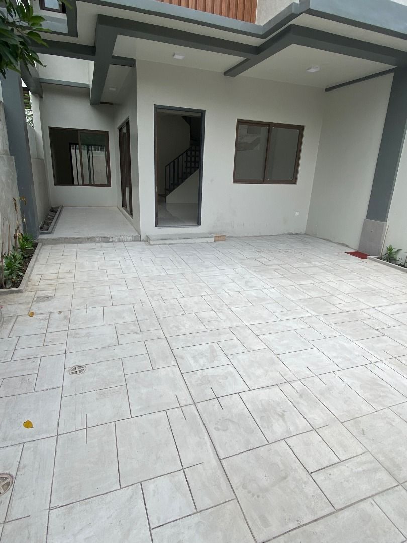 House & Lot for Rent (Category: House & Lot) located in Manila. Submitted by johnniejohn (Listing ID 1361403968, Image 2). Description: Brand New House - spacious layout -3BR + 3T&B + powder room + 2 balconies - 2year minimum contract, postdated checks required -30min drive to Ortigas CBD -30min drive to Eastwood -45min drive to BGC Village East Executive Homes, Cainta Rizal Galant Street - Flood Free!.