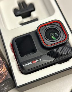 送料無料 中古美品 Insta360 Ace Pro 2 Dual Battery Bundle