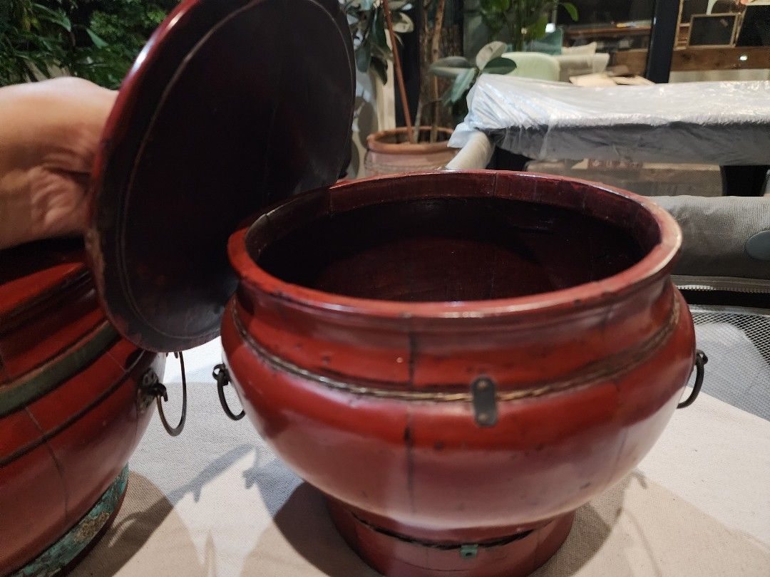Italian good harvest jars (Category: Vases & Decorative Bowls) located in Las Pinas. Submitted by maic17 (Listing ID 1361425715, Image 3). Description: italian good harvest jars.