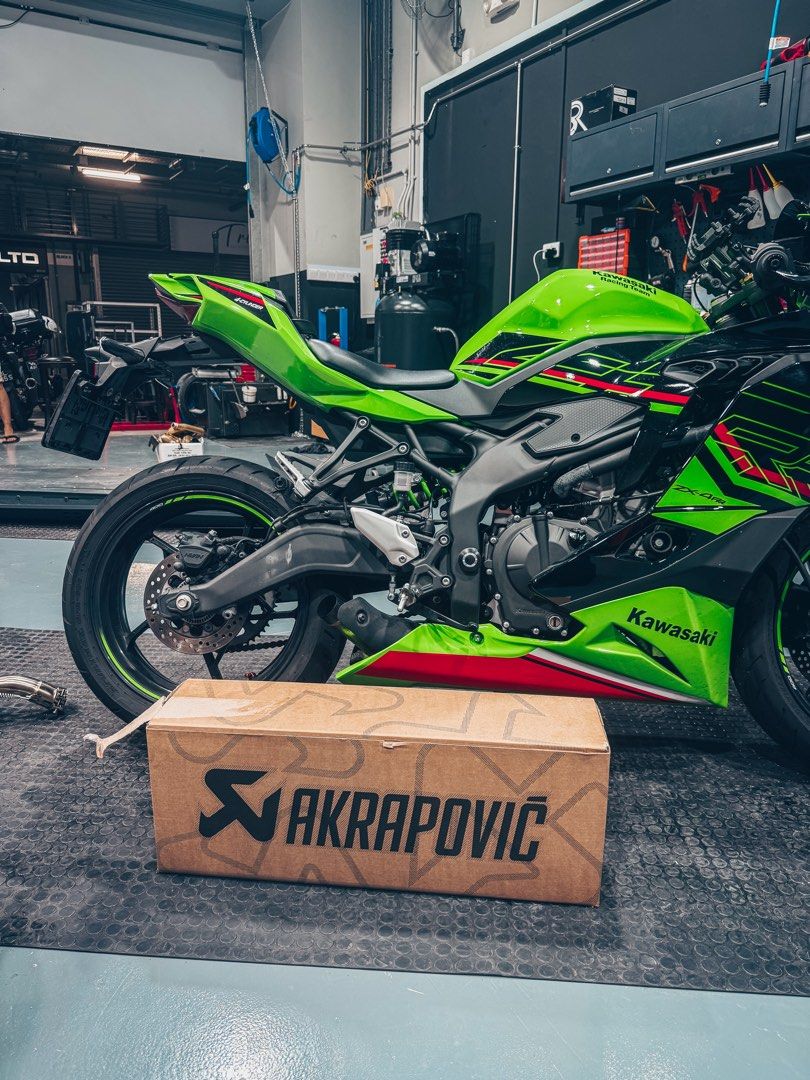 Kawasaki Zx10r/Zx4rr Akrapovic Exhaust, Motorcycles, Motorcycle