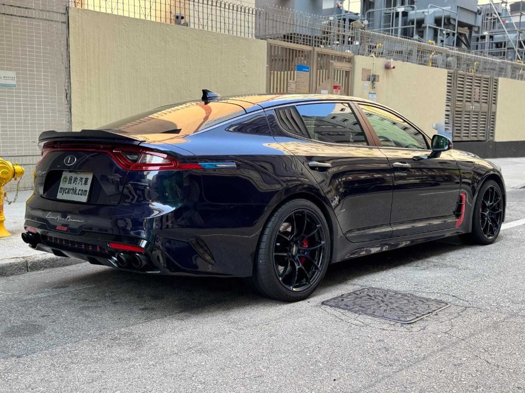 Kia STINGER 3.3 GT Auto62863174754817111