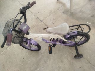 (Category: ) located in . Submitted by lobang188 (Listing ID 1361351508, Image 1). Description: .