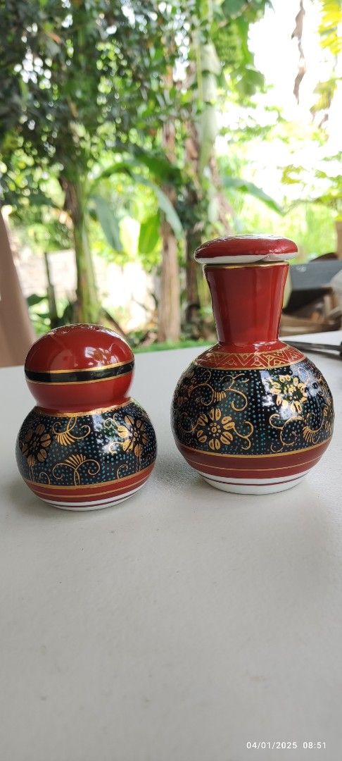 Kutani Condiment Container (Category: Food Organization & Storage) located in Tagum. Submitted by cs1907 (Listing ID 1361353134, Image 1). Description: .
