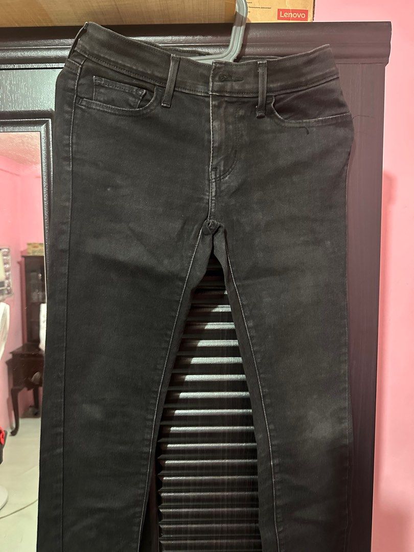 Levis 710 311 skinny jeans (Category: Jeans) located in Manila. Submitted by cedenz (Listing ID 1361476669, Image 3). Description: - Authentic - Lightly used - Size 25 - blue - Size 27 - black - PM me for more photos - RFS: Declutter.