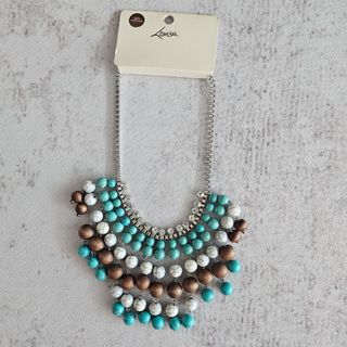 (Category: ) located in . Submitted by nomads-closet (Listing ID 1361369079, Image 1). Description: .