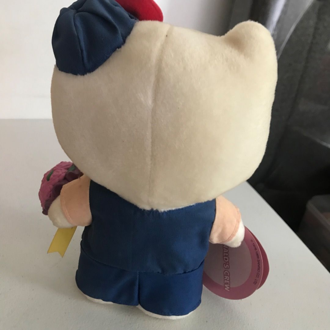 Mcdo 2000 Hello Kitty Plush (Category: Plushies & Soft Toys) located in Butuan. Submitted by paperlueur (Listing ID 1361367448, Image 3). Description: .