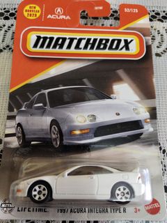 (Category: ) located in . Submitted by diecast_seller (Listing ID 1361373819, Image 1). Description: .