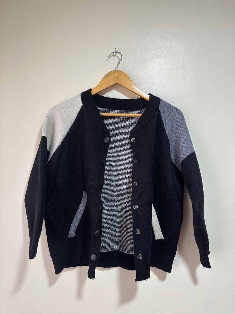 Mickey Mouse Black and Grey Cardigan Jacket (Category: Coats, Jackets and Outerwear) located in Santa Rosa. Submitted by krxtnm (Listing ID 1361377087, Image 2). Description: High quality Thick - perfect for your trip abroad Can fit up to Large .
