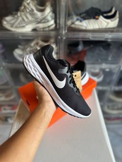 (Category: ) located in . Submitted by snkrplugph (Listing ID 1361428545, Image 1). Description: .