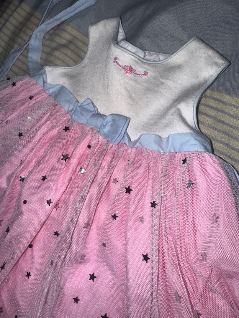 Periwinkle Pink Dress 6M (Category: Babies & Kids Fashion) located in Quezon City. Submitted by krem_krem21 (Listing ID 1361438586, Image 1). Description: EUC With bloomer 6 Months on Tag 1-2x used .