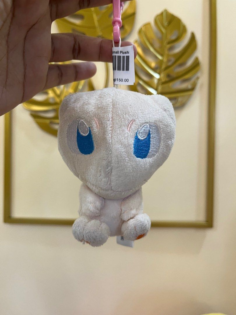 Pokemon plushie charm small mew (Category: Plushies & Soft Toys) located in Magarao. Submitted by clouds.toy.collection (Listing ID 1361456938, Image 1). Description: Dm lang po for more pics or video/vc. Items coming from Magarao Camarines Sur. Can do meet in SM Naga. Can do nationwide shipping via J&T or LBC. SF will be shouldered by the buyer..