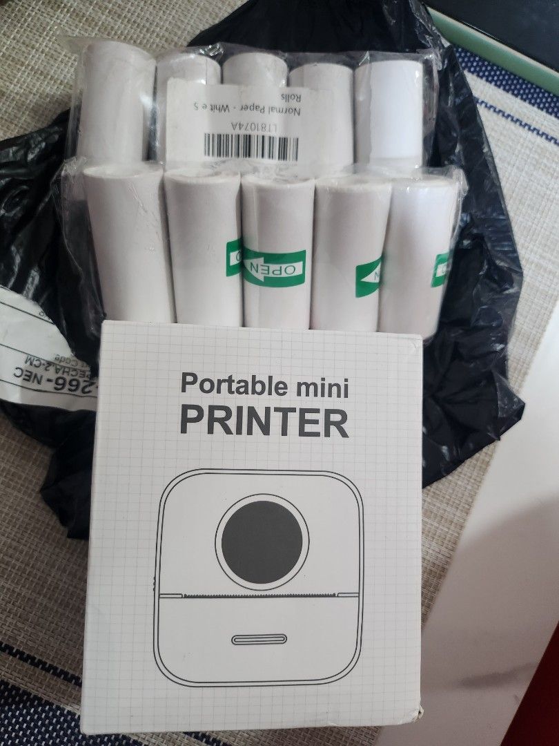 Portable printer (Category: Printers, Scanners & Copiers) located in Caloocan City. Submitted by matuguinasrezzel7 (Listing ID 1361432499, Image 1). Description: .