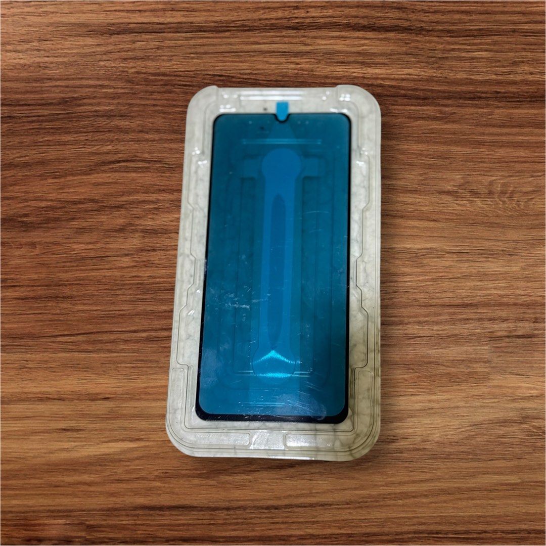 Privacy Tempered Glass (Category: Cases & Sleeves) located in Taguig. Submitted by cathtorre21 (Listing ID 1361465290, Image 2). Description: For Samsung A30s.