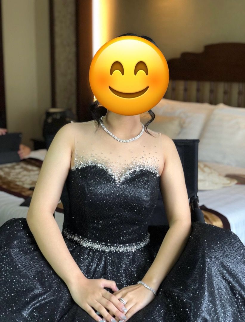 Prom Gown (Category: Evening dresses & gowns) located in Manila. Submitted by idips (Listing ID 1361402447, Image 3). Description: Work once JHS Prom.