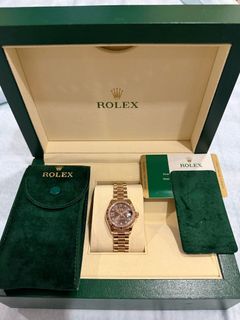 (Category: ) located in . Submitted by jbwatches (Listing ID 1358357694, Image 1). Description: .