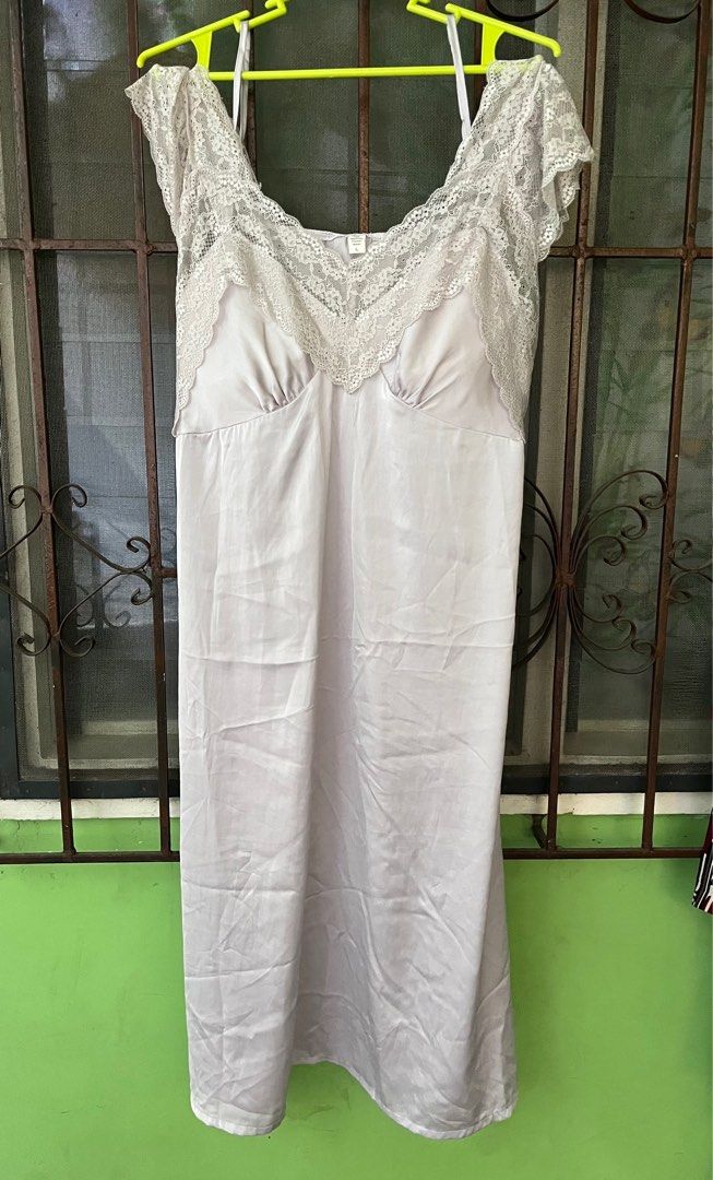 SLEEPWEAR DRESS (Category: Evening dresses & gowns) located in Taguig. Submitted by mrtn16 (Listing ID 1361491416, Image 1). Description: 💰 Payment first 🧺 Items are all washed 📍Always managed expectation as these are from preloved. Buy at your own risk. 🤳Color may vary due to the lightning condition. Pag gusto walang issue sa mall bumili..