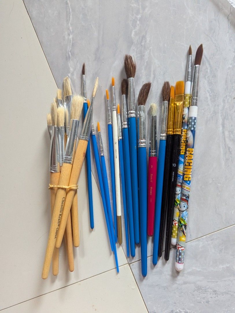 Take all paint brush (Category: Craft Supplies & Tools) located in Palayan City. Submitted by sarahgeeshop (Listing ID 1361363729, Image 2). Description: fixed price ‼️‼️.