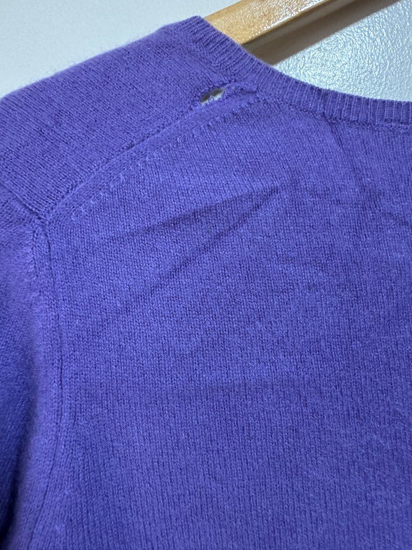 Uniqlo Purple Pullover Sweater (Category: Coats, Jackets and Outerwear) located in Santa Rosa. Submitted by krxtnm (Listing ID 1361377324, Image 3). Description: Has hole in the shoulder but still nice Looks a little darker in the photo but color is purple.