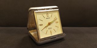 VINTAGE SEIKO TRAVELLER ALARM CLOCK REPEAT 2 JEWELS , MECHANICAL