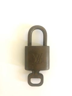 $250 二手真品 Vintage LV Lock with Key 鎖 連鎖匙 Speedy手袋拆出嚟64188767161475110