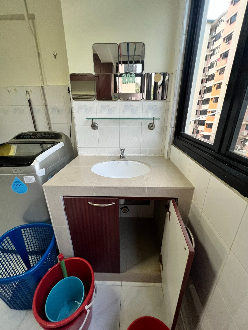 (Category: ) located in . Submitted by anujbatra_33 (Listing ID 1362839849, Image 1). Description: .