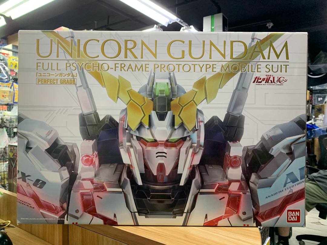 全新 Bandai PG Unicorn Gundam Full Psycho Frame Prototype Mobile Suit PG ...