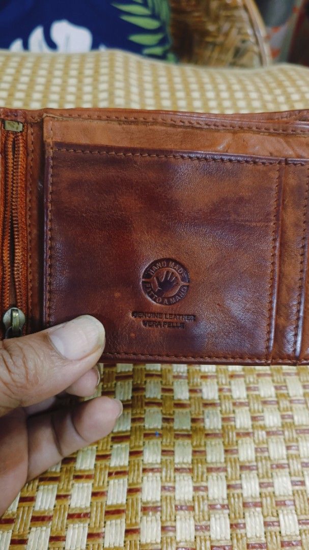 Amish Handmade Weaven Wallet (Category: Wallets & Card holders) located in La Trinidad. Submitted by xef06 (Listing ID 1362963361, Image 3). Description: .