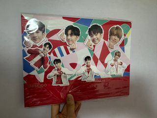 （分類：）位於 。 由 cora2005 提交（商品編號 1362984122，圖片 1）。簡介： 。