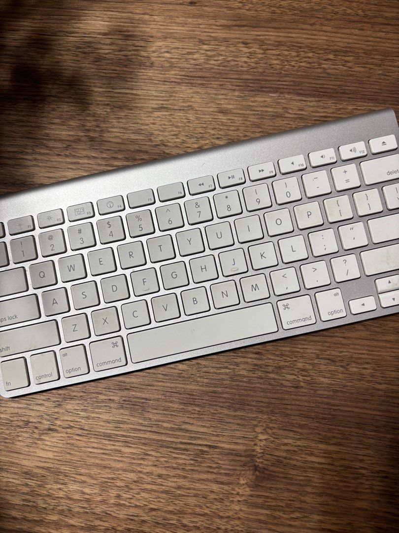 Apple Keyboard (Category: Computer Keyboard) located in Quezon City. Submitted by jkailey13 (Listing ID 1362949235, Image 1). Description: All are working and in good condition! MOP: Gcash DM for more information!.