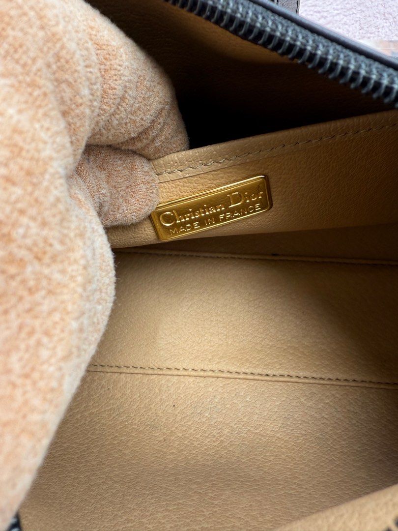 Authentic christian dior boston bag mini (Category: Luxury Bags & Wallets) located in Manila. Submitted by _prettyquick (Listing ID 1363000143, Image 3). Description: 100% authentic Preowned Manage your expectations.