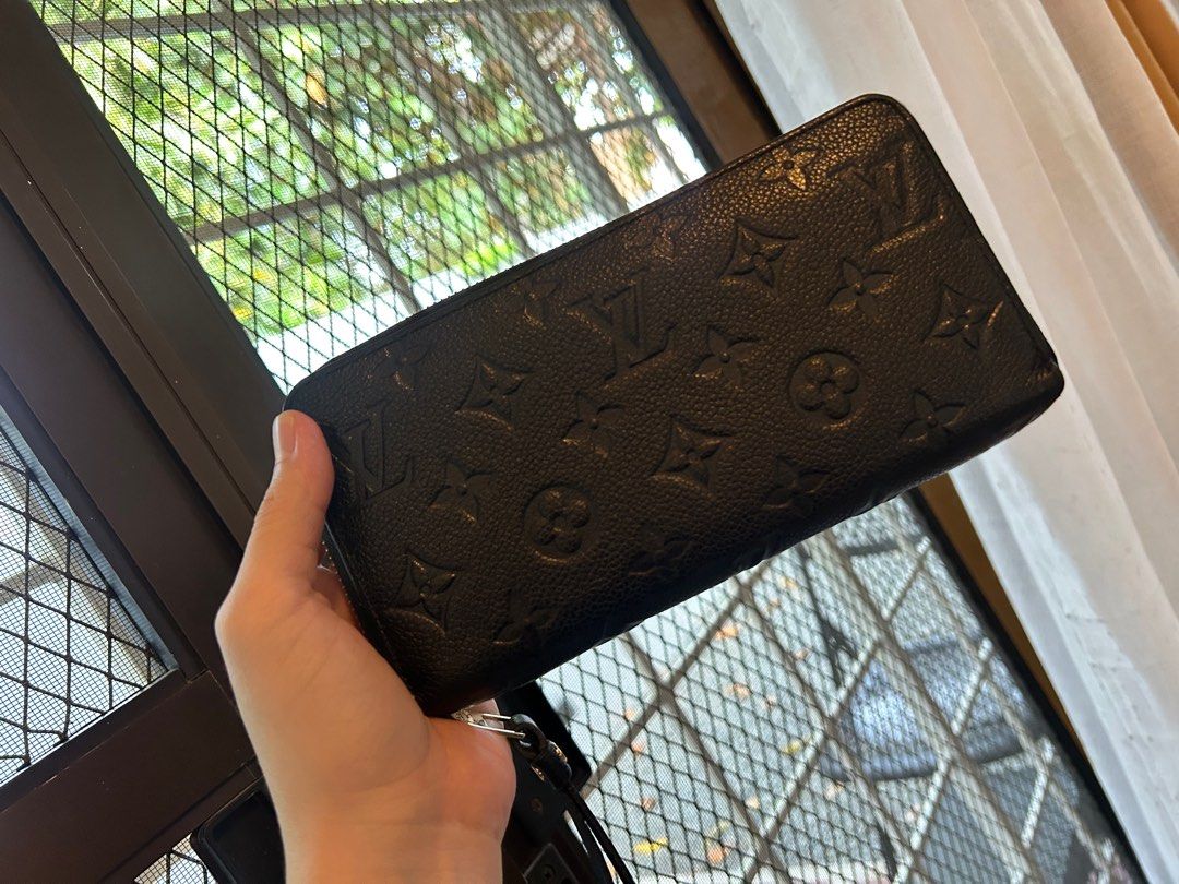 Authentic LV Empreinte Zippy Long Wallet (Category: Luxury Bags & Wallets) located in Paranaque City. Submitted by Re_Up (Listing ID 1362906299, Image 1). Description: No inclusions, just box. GUARANTEED AUTHENTIC or MONEY BACK.