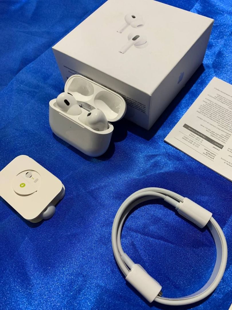 Authentic Top Graded AirPod's Pro 2 USB-C (V2) (Category: Earphones) located in Cavite. Submitted by jahmyk888 (Listing ID 1362996302, Image 2). Description: Authentic Top Graded AirPod's Pro 2 USB-C (V2) Legit Seller✅ Defective Warranty Guaranteed! 💯 Pop-up Connection Active Noise Cancellation Crystal Clear Transparency Mode GPS Tracking (Find My Device) Smart Touch Controls Personalized Spatial Audio Adaptive EQ Voice Isolation Dual Beamformin