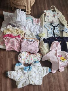 (Category: ) located in . Submitted by decluttermebylynne (Listing ID 1362842766, Image 1). Description: .