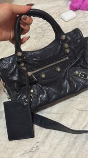 (Category: ) located in . Submitted by sgbrandname (Listing ID 1362901784, Image 1). Description: .