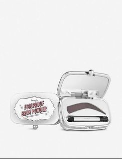 Benefit Cosmetics Foolproof Brow Powder in Shade 5