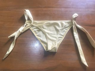 (Kategori: ) berada di . Dikirim oleh ariana898 (ID iklan 1362875514, Gambar 1). Deskripsi: .