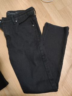 (Category: ) located in . Submitted by anitalolx (Listing ID 1362929900, Image 1). Description: .