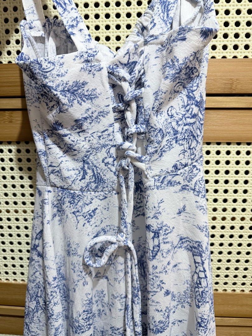 Blue long dress (Category: Dresses) located in Caloocan City. Submitted by siobabe (Listing ID 1362991030, Image 2). Description: mahaba sya, I am 5'3 ❤️.