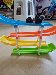 (Category: ) located in . Submitted by mummy4two (Listing ID 1362874111, Image 1). Description: .