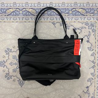 (Kategori: ) berada di . Dikirim oleh fadhjl (ID iklan 1362939733, Gambar 1). Deskripsi: .