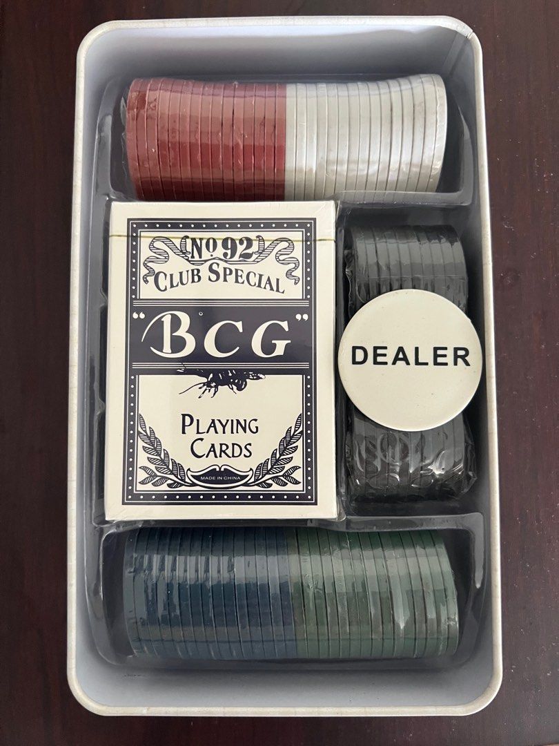 Classic Poker Set (Category: Board Games & Puzzles) located in Dasmarinas. Submitted by chichi_shop (Listing ID 1362948799, Image 2). Description: .